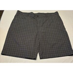 Ben Hogan Mens Size 42 Gray‎ Green Plaid Lightweight Golf Performance Shorts